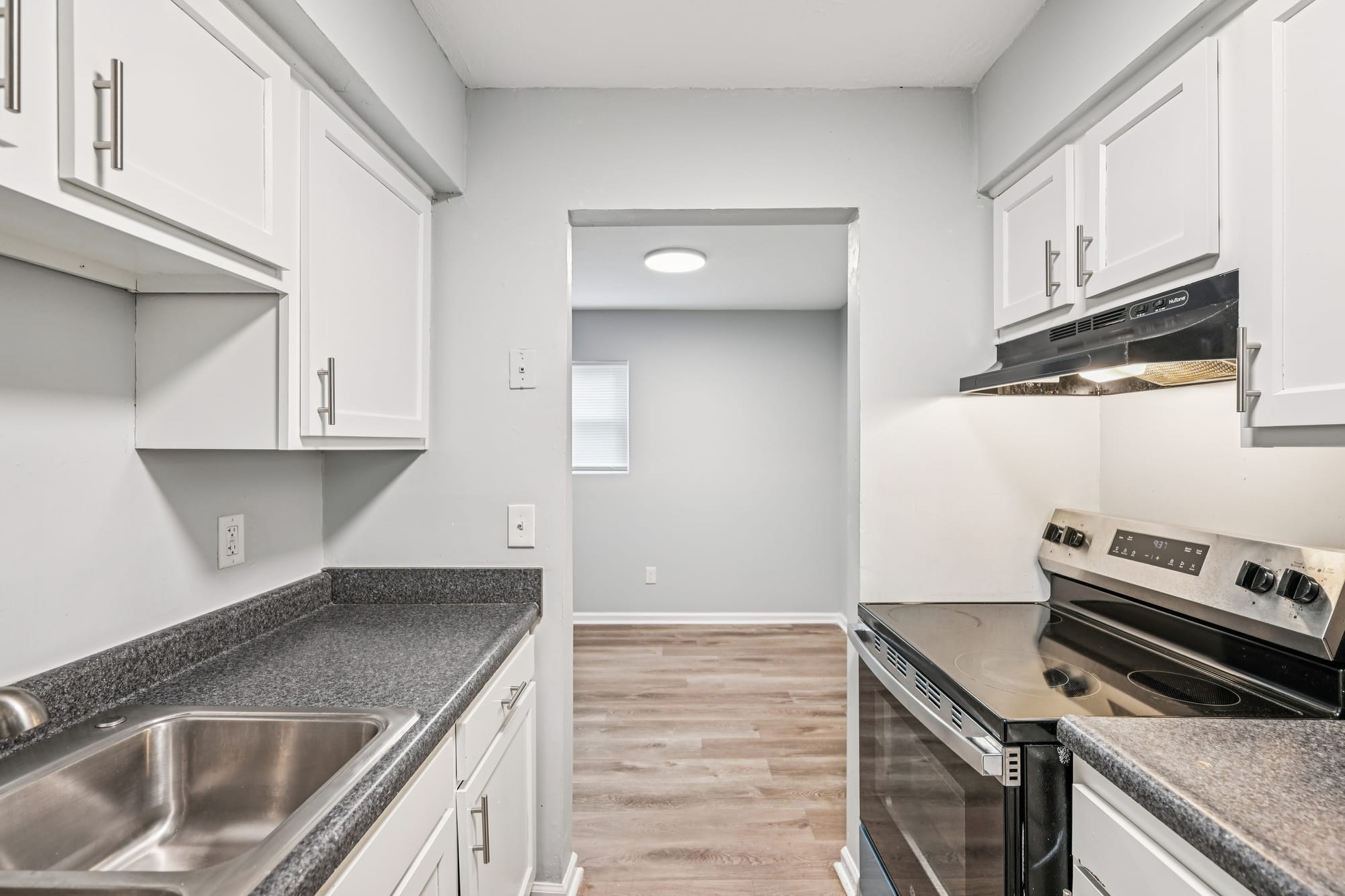 Kitchen — 2 bed / 1 bath apartment at Cleve Royale (photo 4)